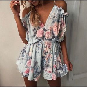 Beautiful romper 💓💫🌸🌼